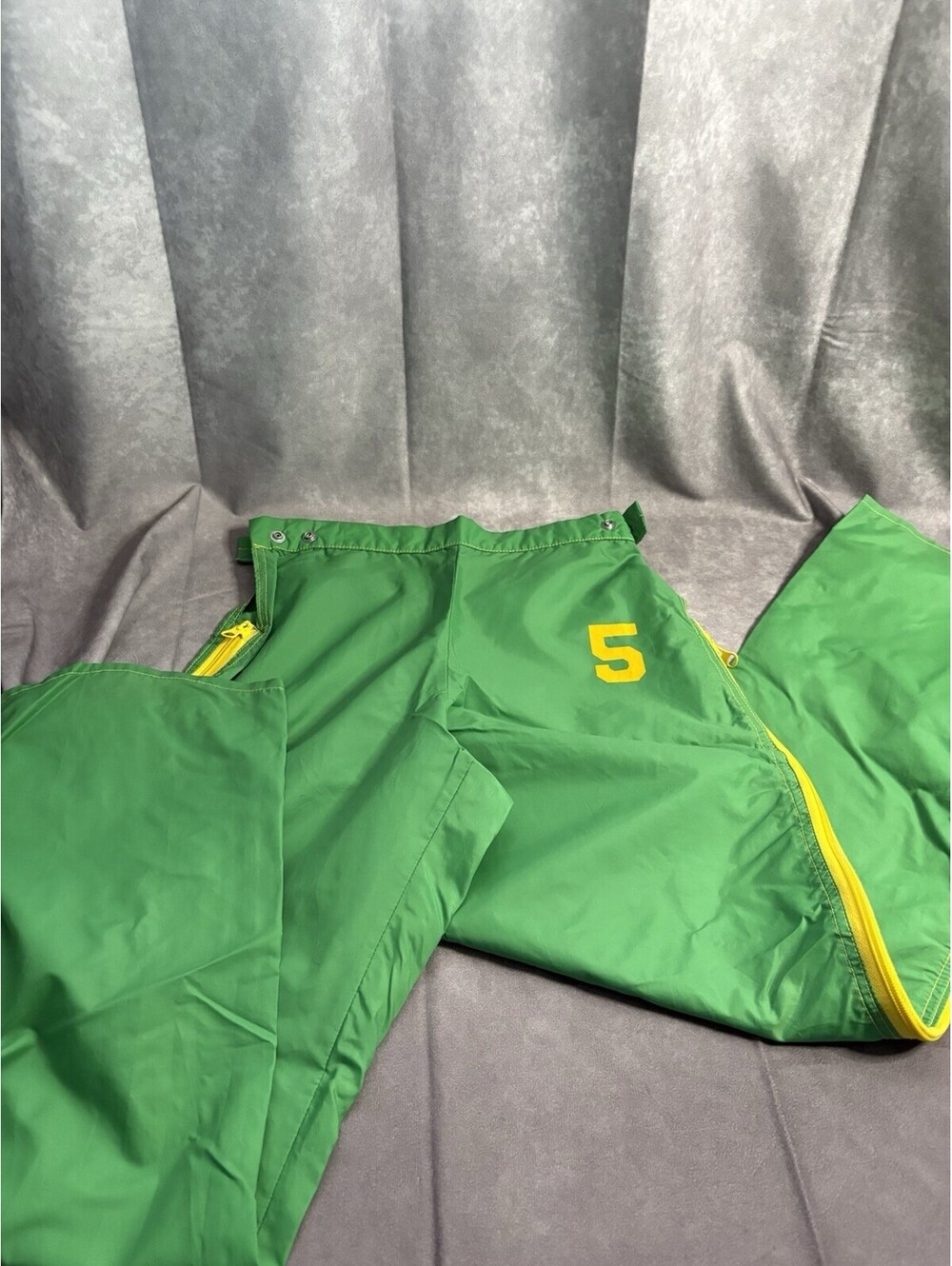 Vintage Kids Green Track Pants Zip Off Legs Yellow Zippers Youth Small Y2K